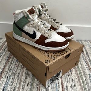 NIKE-DUNK HIGH LX-SIZE 10 US W/8.5 US M